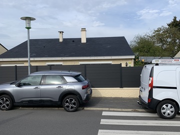 Enlèvement des mousses manuellement suivi d’un traitement de toiture secteur Champigny-sur-Marne